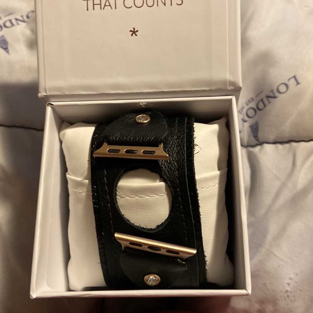 Watch bad for Apple Watch. 38/40